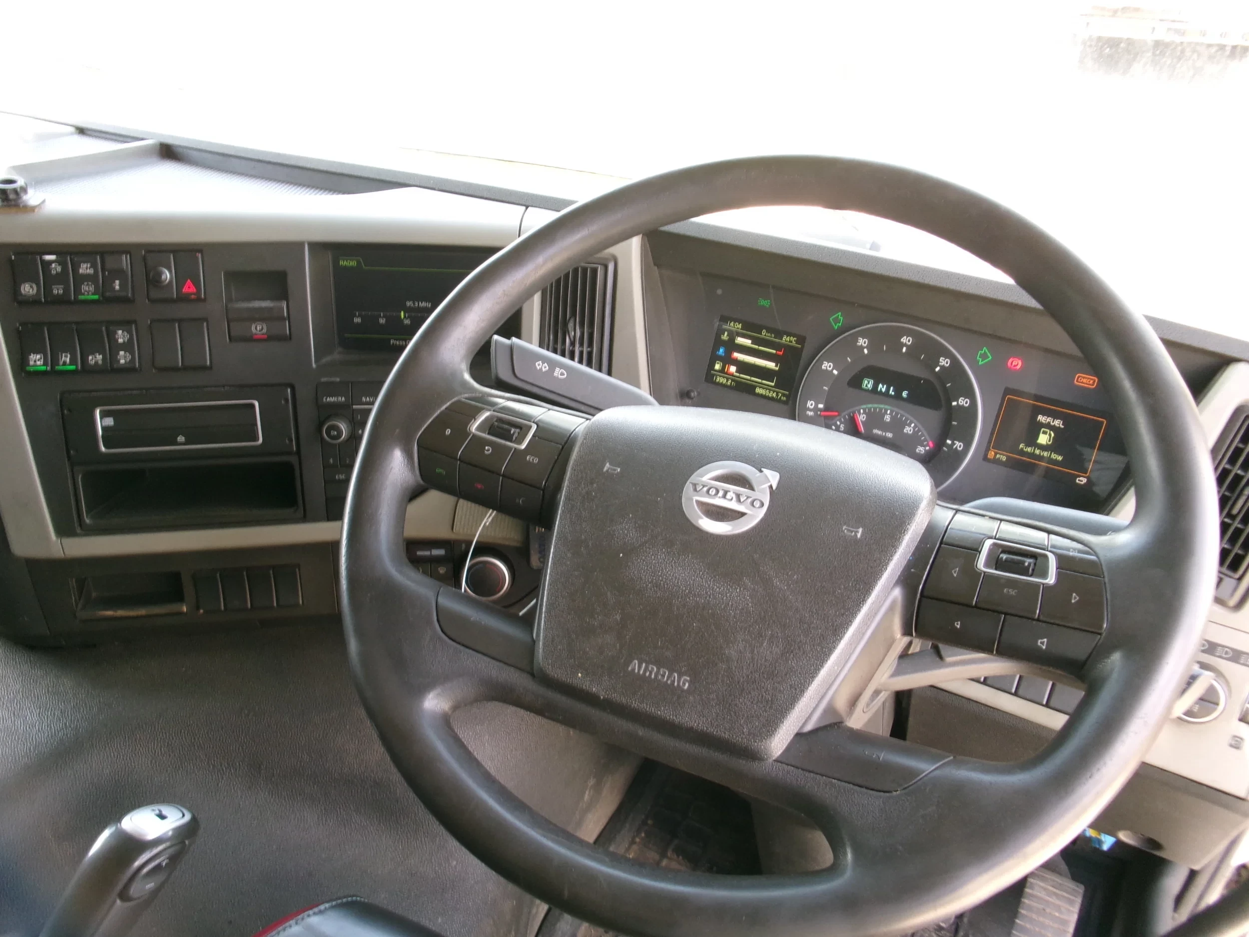 Volvo FM 370 2019 - 6X2 LIFTAS immagine 8