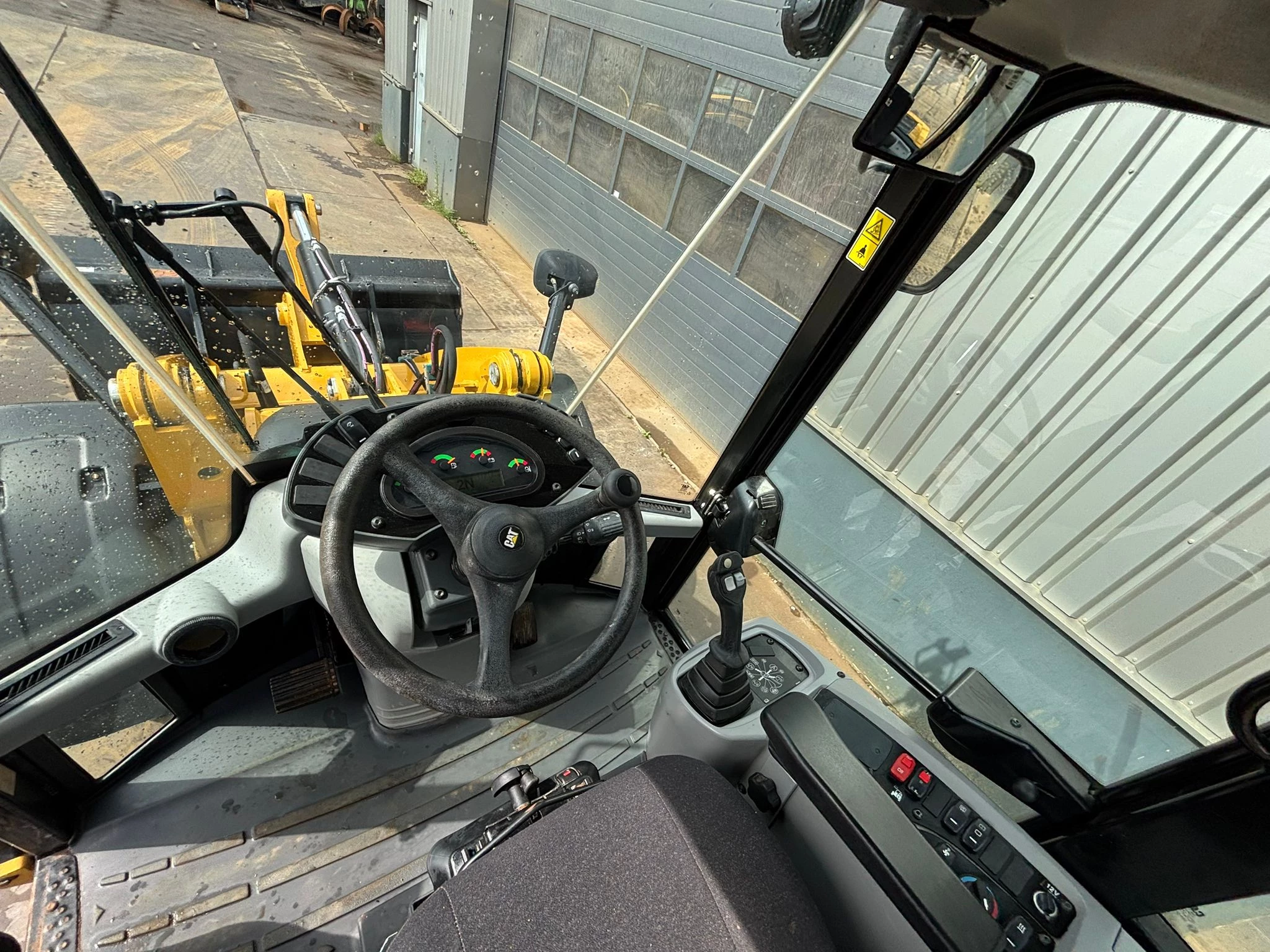Caterpillar 908M 2022 obrázek 12
