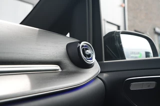 Mercedes-Benz V-Klasse 2024 - 300d 4-MATIC Extra Lang Avantgarde DC 237pk - 360 Cam - Multibeam - Burmester - Elektrische schuifdeuren - Rijklaar afbeelding 40