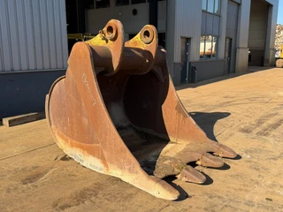 Caterpillar Caterpillar teeth Bucket 385 Bild 2 Miniaturansicht