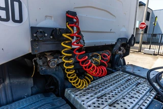 Scania R 1996 - R124L 400+MANUAL+HYDR zdjecie 9
