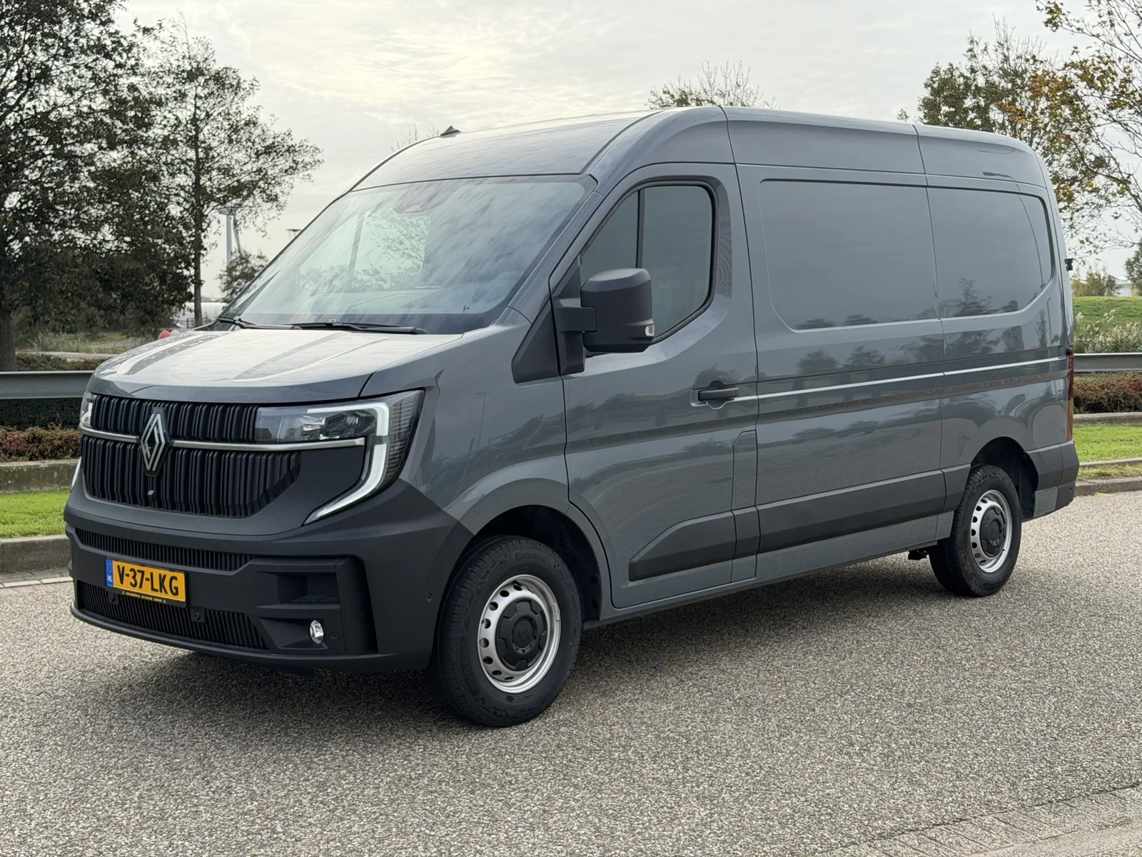 Renault Master 2024 - 2.0DCI L2H2 170PK Airco Navi Cruisecontrol BPM VRIJ image 1