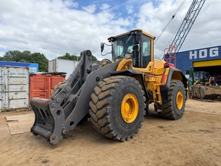 Volvo 2017 - L220H ( PERFECT CONDITION ) te koop