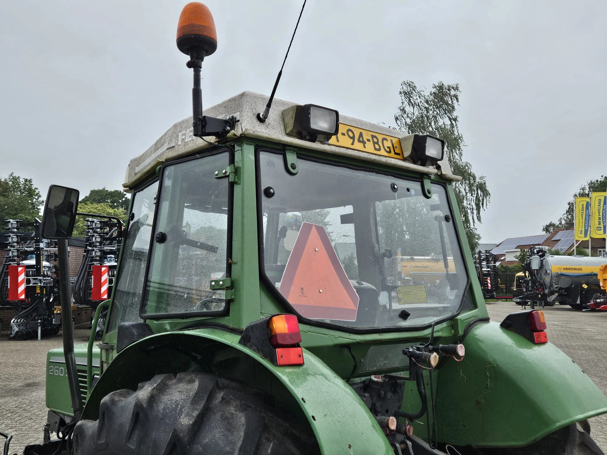 Fendt 1994 - 260 S landbouwtrekker afbeelding 16