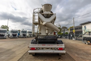 Renders N/A 2012 - BETON MIXER 12M3 + MOTOR (MALAXEUR/MISCHER) bild 5