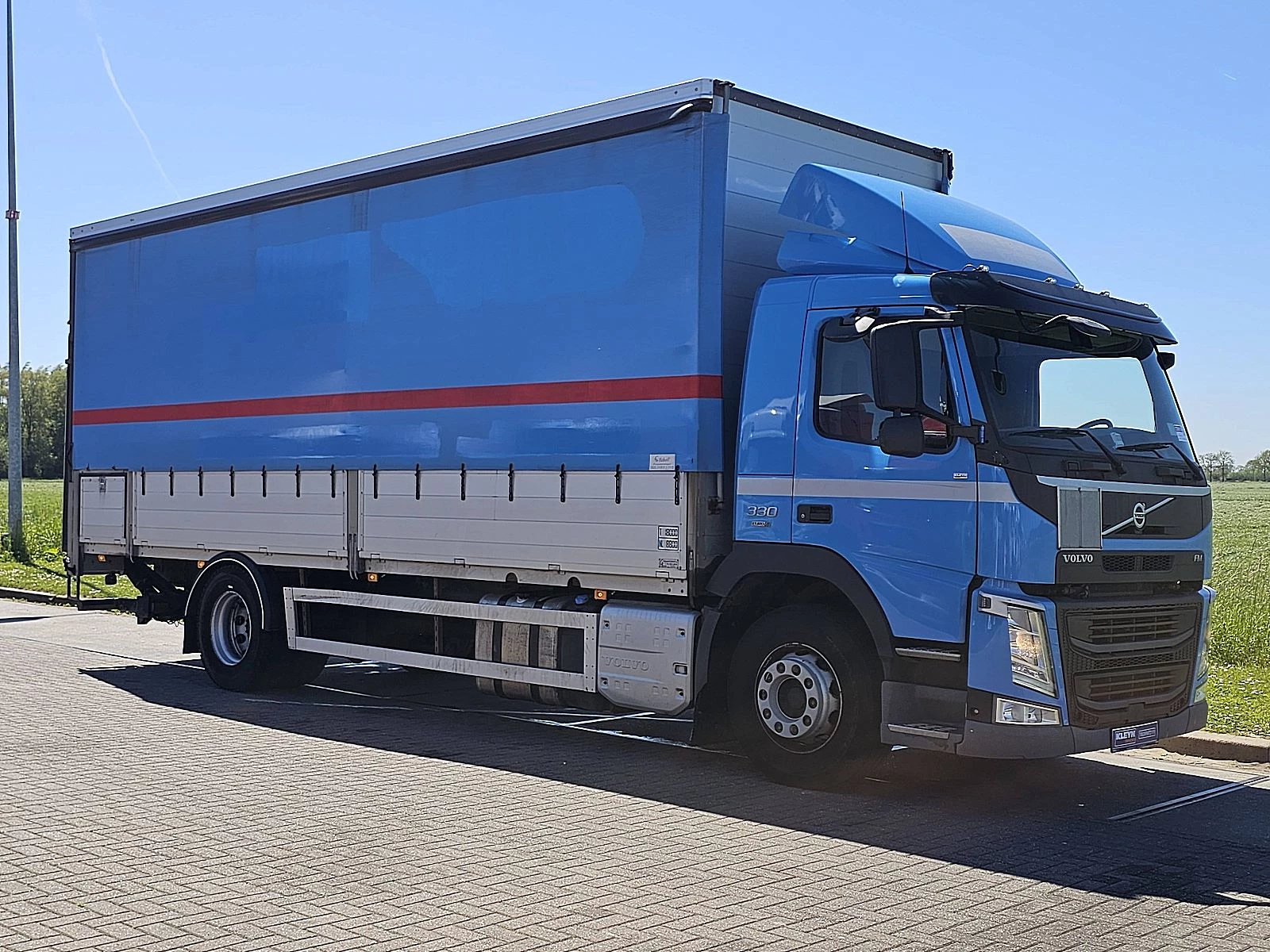 Volvo 2019 - FM 330 zdjęcie 5