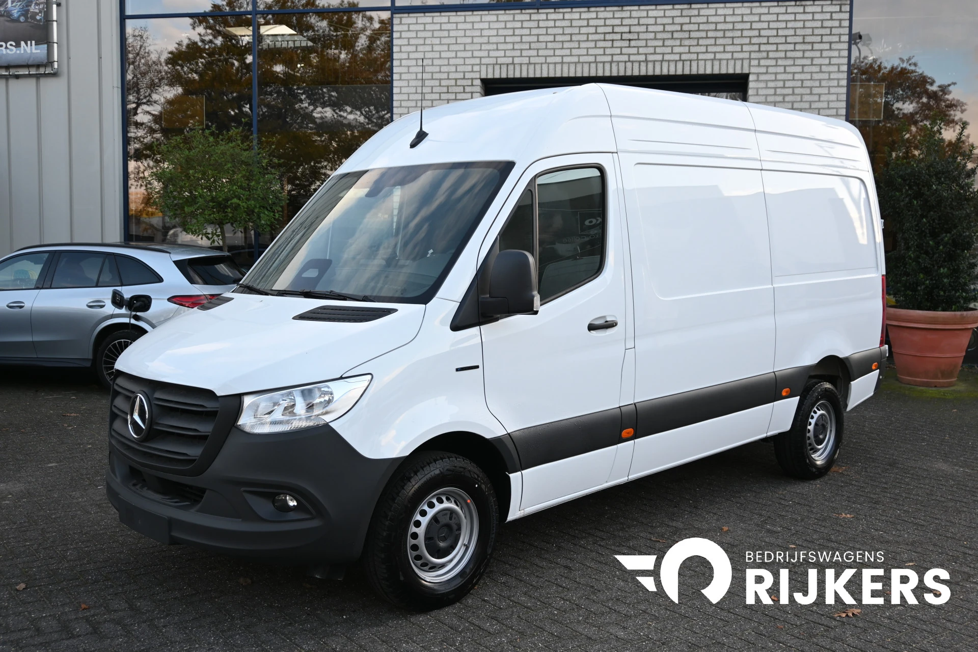 Mercedes-Benz eSprinter 2026 - 314 L2H2 Pro 81kWh image 1