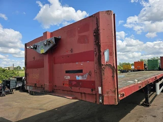 Renders ROC 12.27 | 3 AXLE FLATBED | HARWOODEN FLOOR | TWISTLOCKS 40 FT. |MB DISC 2002 - N/A obrazek 39
