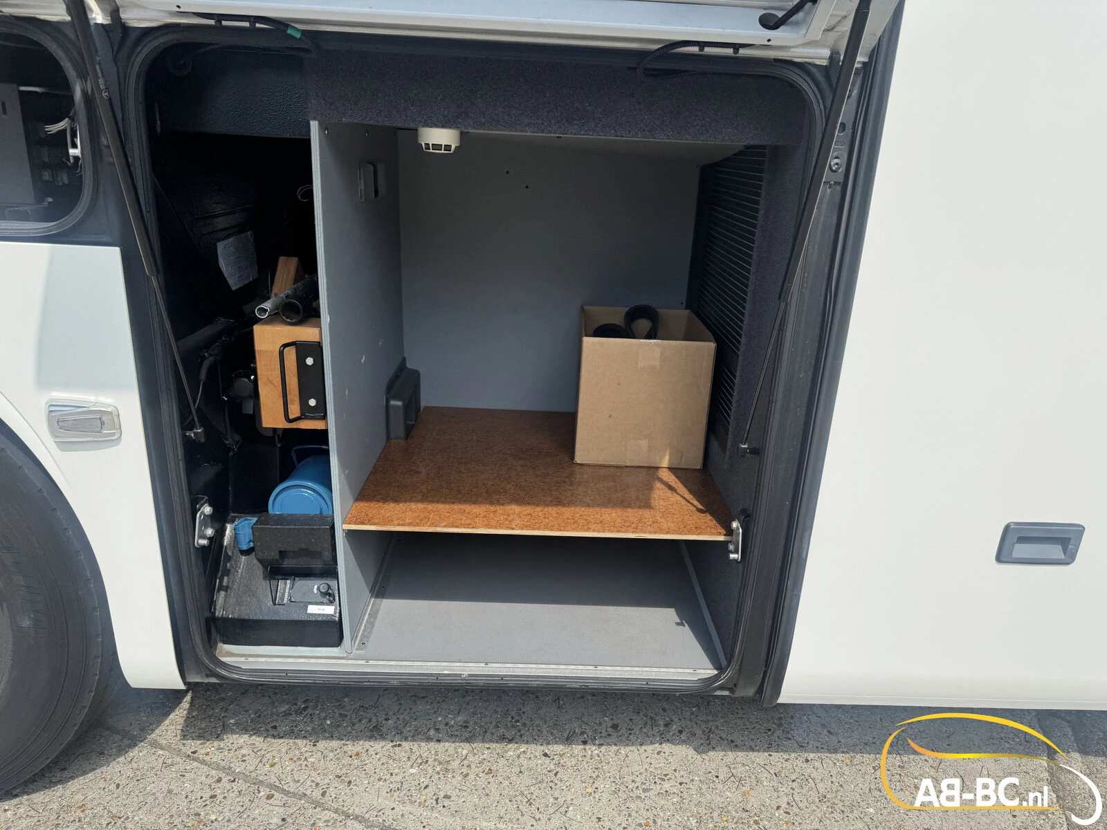 Mercedes-Benz Tourismo RHD 2023 afbeelding 34