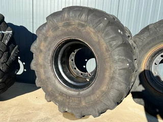Michelin N/A - 445/70R19.5 incl. rim image 4