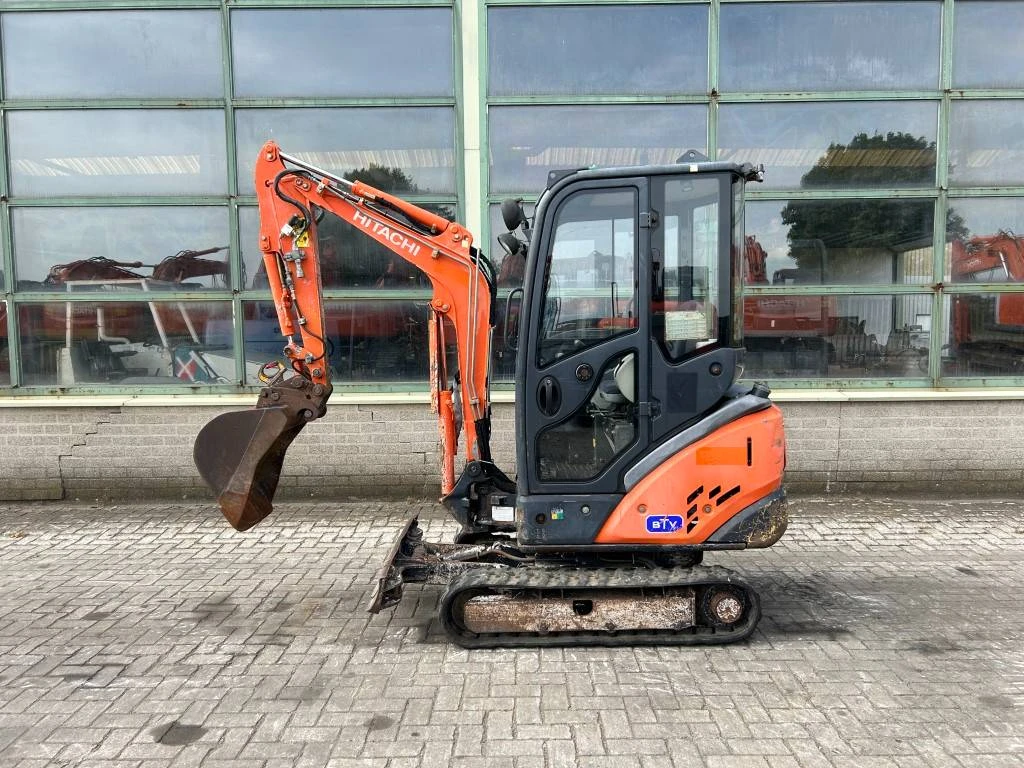 Hitachi 2011 - ZX 18-3 CLR image 1