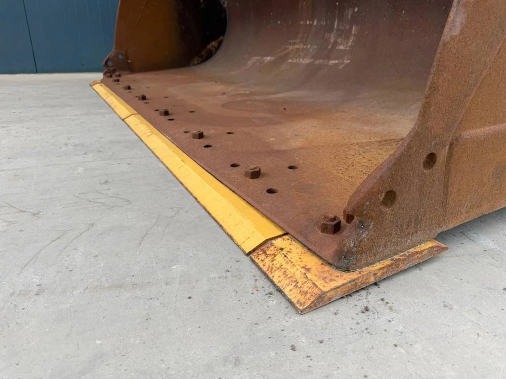 Cat 2018 - 926M obrázek 9