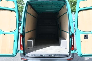 Mercedes-Benz Sprinter 2023 - 319 CDI 4x4 L3H2 AWD zdjecie 13