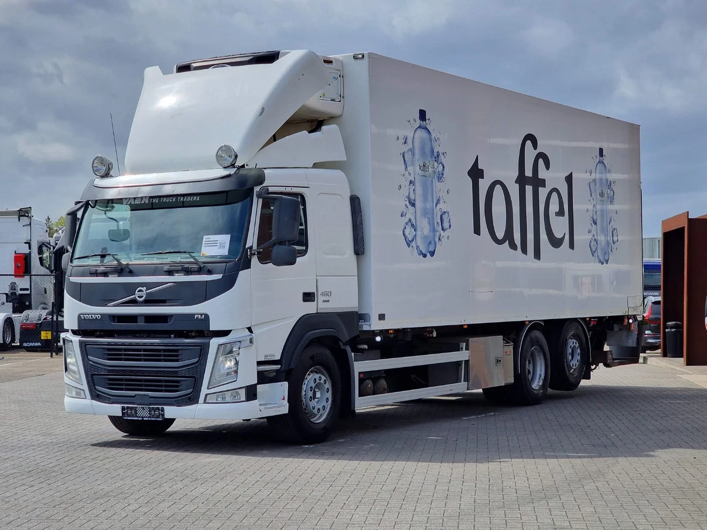 Volvo FM 2014 - 460 6x2 - Carrier 1250 Frigo - Full air - 5.60 WB - Loadlift - Euro 6 image 3