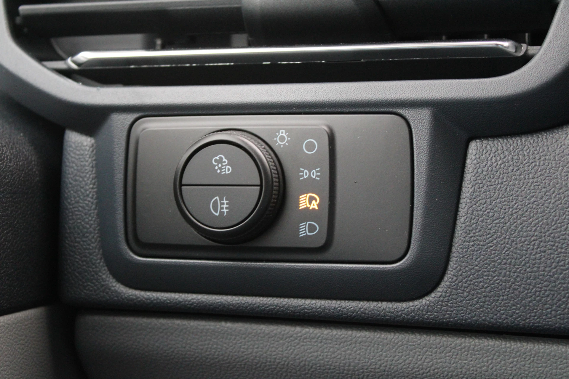 Ford E-Transit Custom 2025 - 340 L2H1 Limited 65 kWh 218pk - 2x Schuif - LED - 360 Camera - B&O - ACC - Navi - Stoel/Stuurverwarming - Rijklaar afbeelding 29
