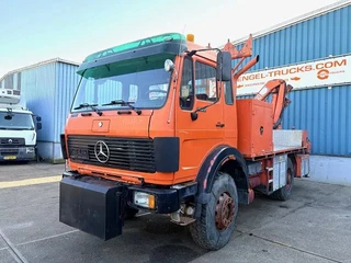 Mercedes-Benz 1922 1988 - AK 4x4 V6 WITH ONLY 128.500 KM!! AND HMF 1003K2 CRANE (MANUAL GEARBOX / FULL STEEL SUSPENSION / REDUCTION AXLE / P.T.O. / ETC.) te koop