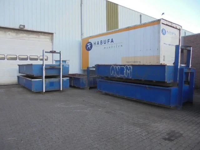 2010 - 5M3 CONTAINERS afbeelding 1