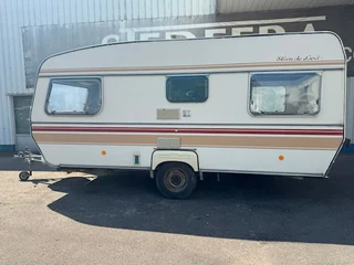 Wilk 482 Stern De Luxe 1984 - Caravan afbeelding 2 miniatuur