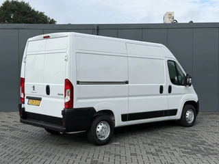 Peugeot Boxer 2023 - 2.2 BlueHDi 120 PK / L2H2 / 23.081 KM! / 1e EIG. / ECC / CRUISE / DAB+ / CARPLAY / 3-ZITS afbeelding 3 miniatuur