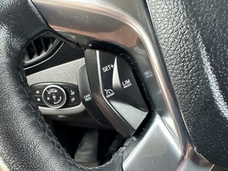 Ford Transit Connect 2024 - 1.5 EcoBlue 100 PK / L2H1 / TREKHAAK / CAMERA / CRUISE / AIRCO / LICHTMETALEN VELGEN изображение 10