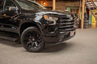 Chevrolet Silverado 2024 - High Country 6.2 V8 image 8