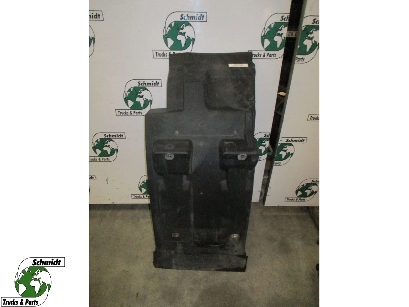 Renault - 7482574403 spatbord links T 460 obrázek 1