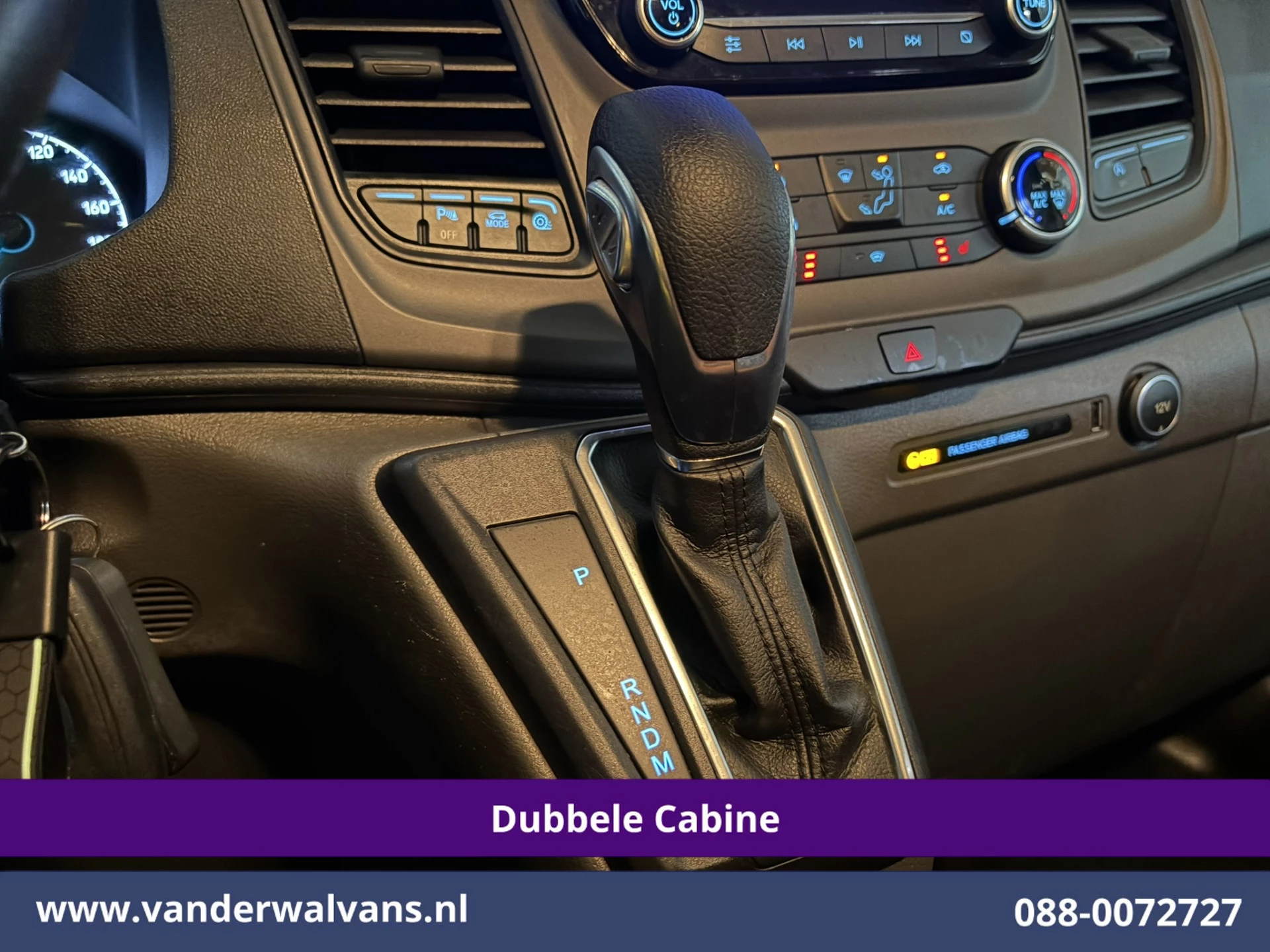 Ford Transit Custom 2020 - 2.0 TDCI 131pk Automaat L2H1 Dubbele Cabine Euro6 Airco | Xenon | 6-Zits | Camera | Apple Carplay | Adaptieve Cruisecontrol zdjęcie 3