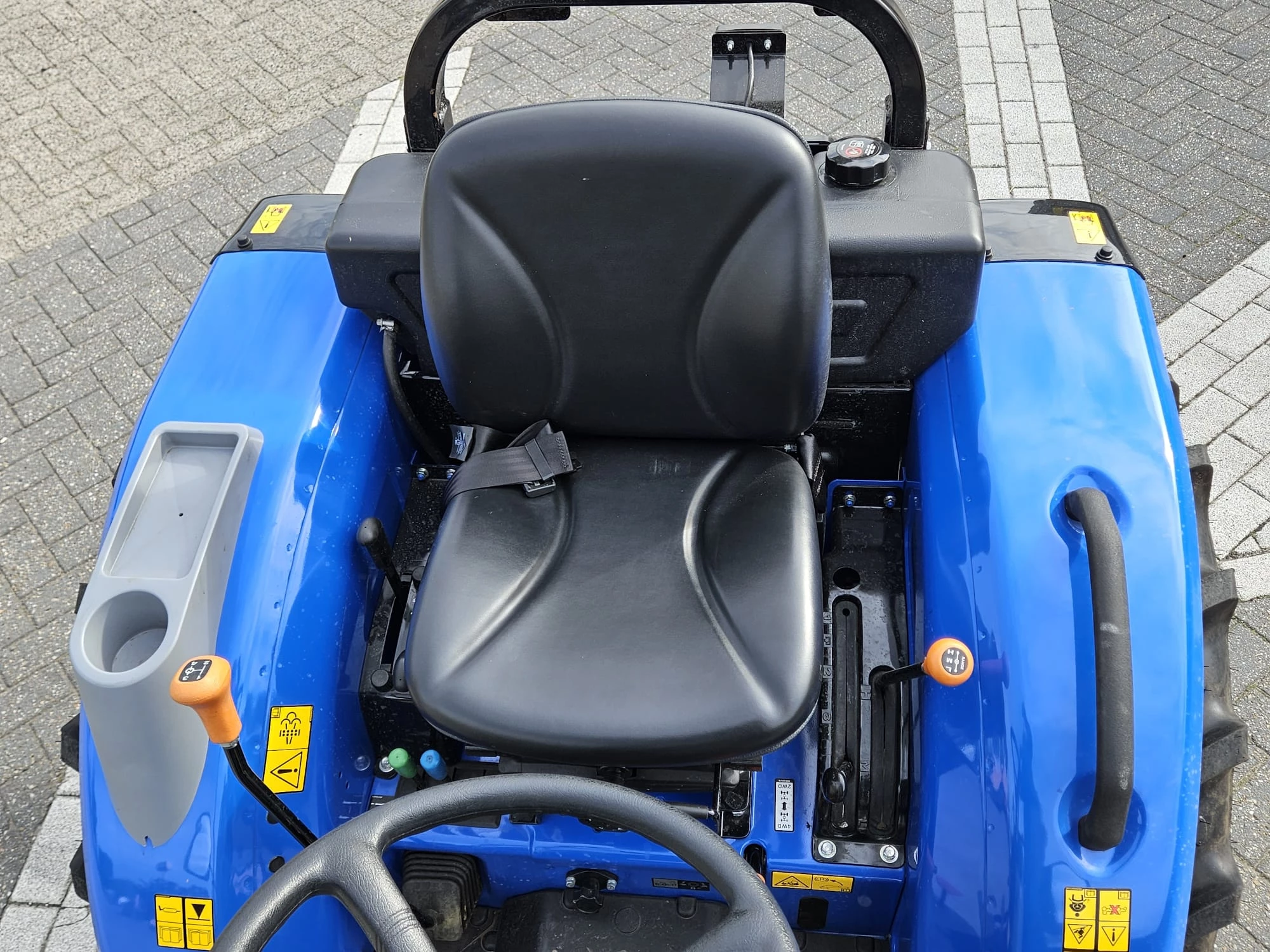 New Holland 2022 - Boomer 35 image 24