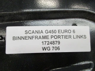 Scania - G450 1724879 BINNENFRAME PORTIER LINKS EURO 6 obrázek 2 náhled