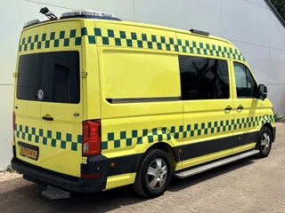 Volkswagen Crafter 2020 - 2.0 TDI 177PK Ambulance L3H3 Automaat Ziekenwagen Rettungswagen ACC Motorverwarming 230v Camper image 2 thumbnail