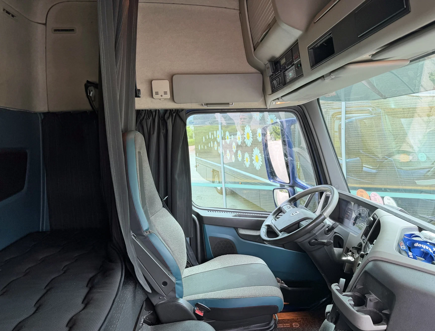 Volvo FM 2015 - VOL LUCHT GEVEERD 6 KARREN BAK THEO MULDER KOELING KACHEL Bild 13