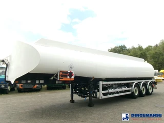 Lakeland Fuel tank alu 42.8 m3 / 6 comp + pump 2011 en venta