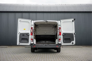 Renault Trafic 2022 - 2.0 dCi 110 L2H1 | 1e Eigenaar | LED | Camera | Cruise | PDC | Airco image 9