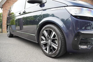 Volkswagen Transporter 2023 - 4-MOTION 204pk DSG Caravelle Highline DC L2H1 afbeelding 3 miniatuur