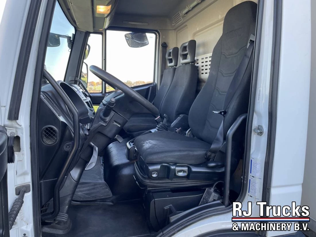 Iveco Eurocargo 2016 - 75E21 - 4x2 | Palfinger | PTO | Xenon | Airco | Manual image 27
