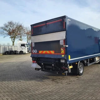 DAF LF210 2022 - / ENGINE RUNNING / ONLY:120371 KM / PLATFORM:1000 KG / LWDS / AIRCO / AUTOMATIC / EURO-6 / 2022 bild 6