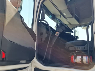 Volvo FH 2023 - 13.500 Globetrotter XL 6x2 - Retarder - Full air - Leather - Camera obrazek 9