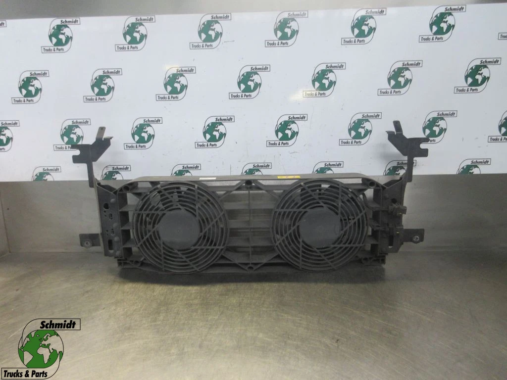 Mercedes-Benz - A 960 820 02 42 VENTIELATOR MOTOR BENZ ACTROS EURO 6 afbeelding 1