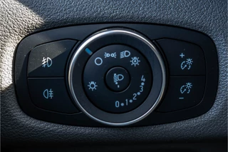 Ford Transit Custom 2022 - 2.0 TDCI L2H1 | 170PK | Trail | DC 5-Persoons | Camera | Carplay | Lederen interieur afbeelding 27