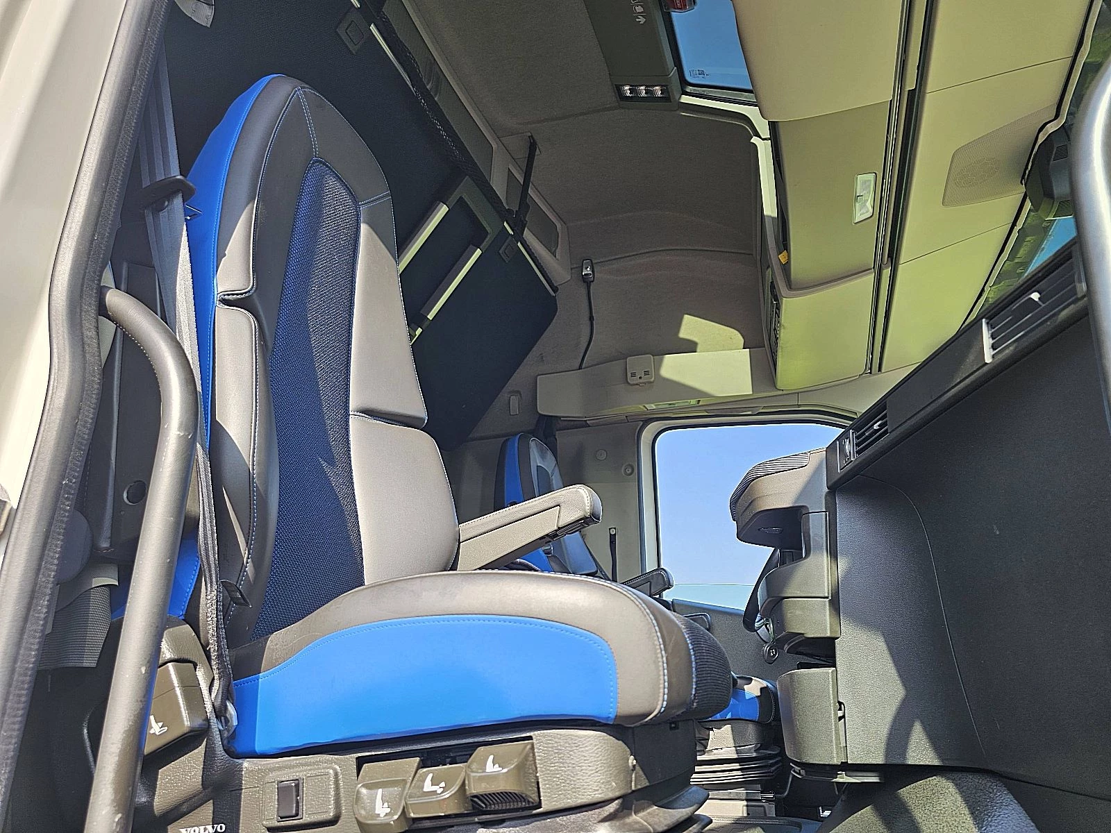 Volvo FH 2022 - 500 Bild 7