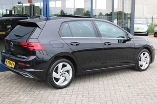 Volkswagen Golf 2020 - 1.5 eTSI Style PANORAMADAK MEMORY ACC SFEER CARPLAY obrazek 8