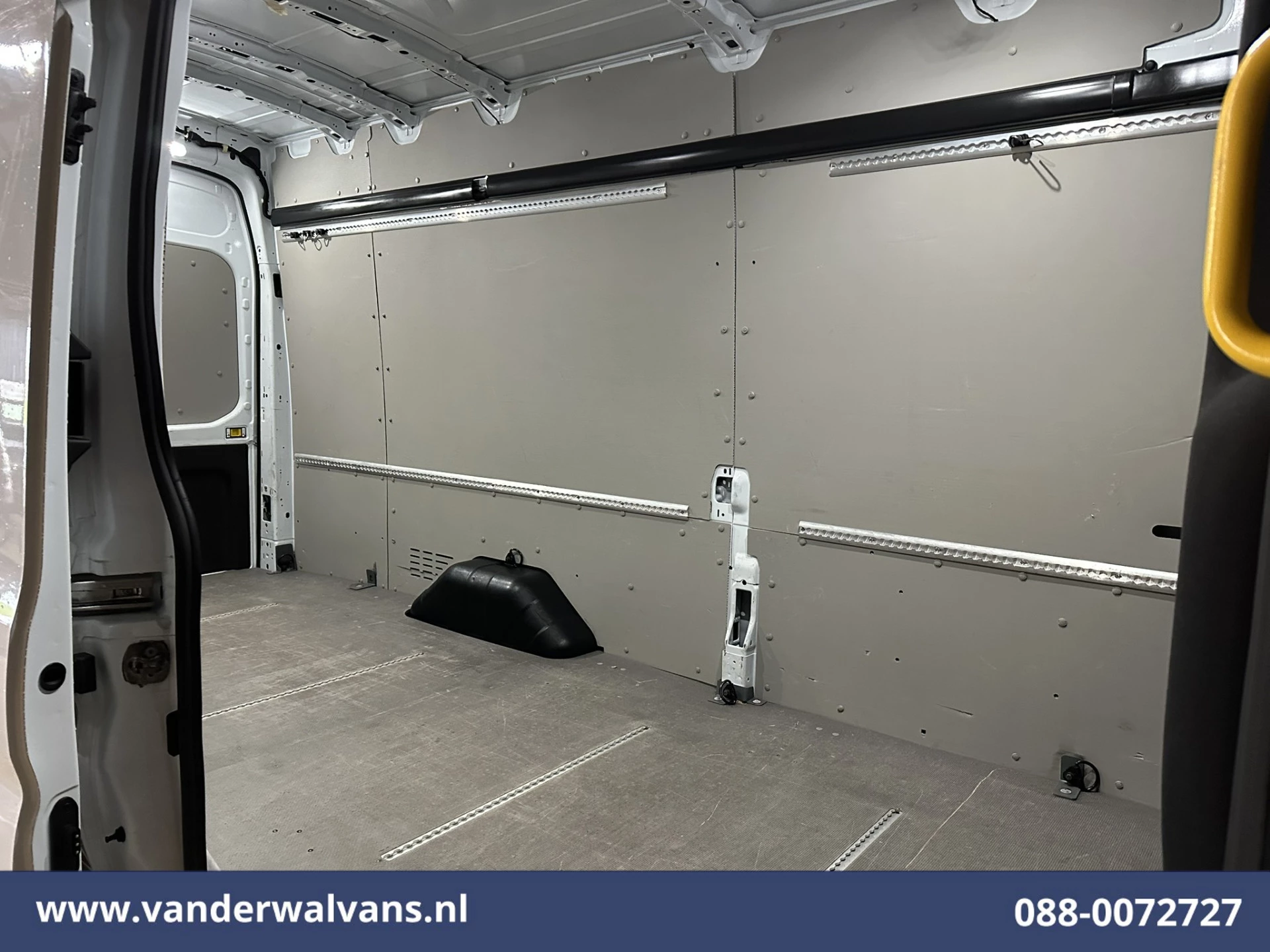 Ford Transit 2023 - 2.0 TDCI 131pk L4H3 Euro6 Airco | Camera | Cruisecontrol | Verwarmde voorruit obrázek 12
