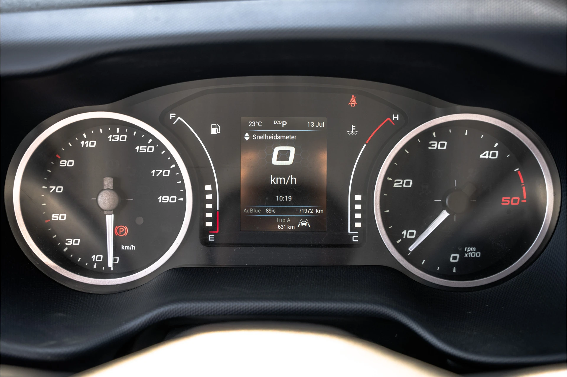 Iveco Daily 2020 - 35C18 | 3.0L | 180 PK | Bakwagen met laadklep | Zijdeur | Automaat | N1 | Cruise | Airco immagine 14