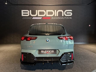 BMW iX2 2024 - eDrive20 67 kWh immagine 6