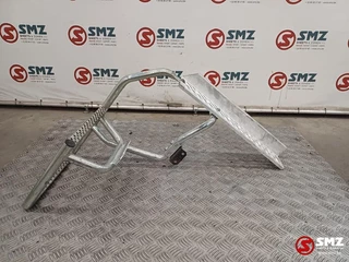 Mercedes-Benz N/A 2016 - Occ trap batterijbak Mercedes imagen 4