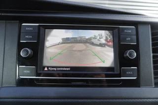 Volkswagen Transporter 2024 - L2H1 110pk L2H1 Camera Apple Carplay Airco Cruise control 3-zits afbeelding 3 miniatuur