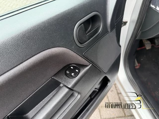 Ford Fusion 2011 - 1.4-16V Cool & Sound obrazek 14