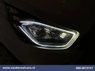Ford Transit Custom 2023 - 2.0 TDCI 130pk L2H1 Euro6 Airco | LED | Cruisecontrol | Verwarmde voorruit | Parkeersensoren image 2