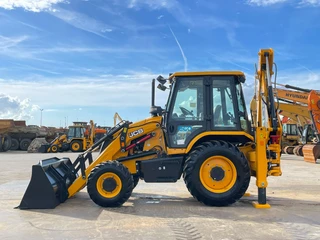 JCB 3DX 4WD hammerlines 2026 te koop
