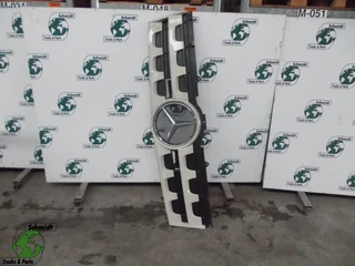 Mercedes-Benz Actros - A 960 750 04 18 GRILLE EURO 6 на продажу